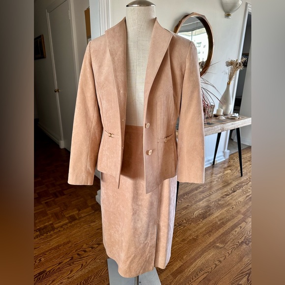 Vintage faux suede pale pink suit skirt set size 6 - Picture 4 of 16